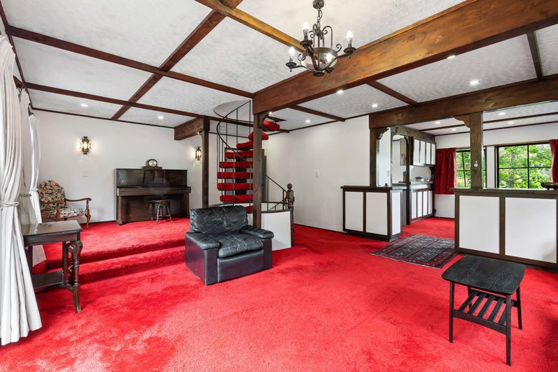 82 Porritt Avenue, Chatswood, Auckland - Carousel 2