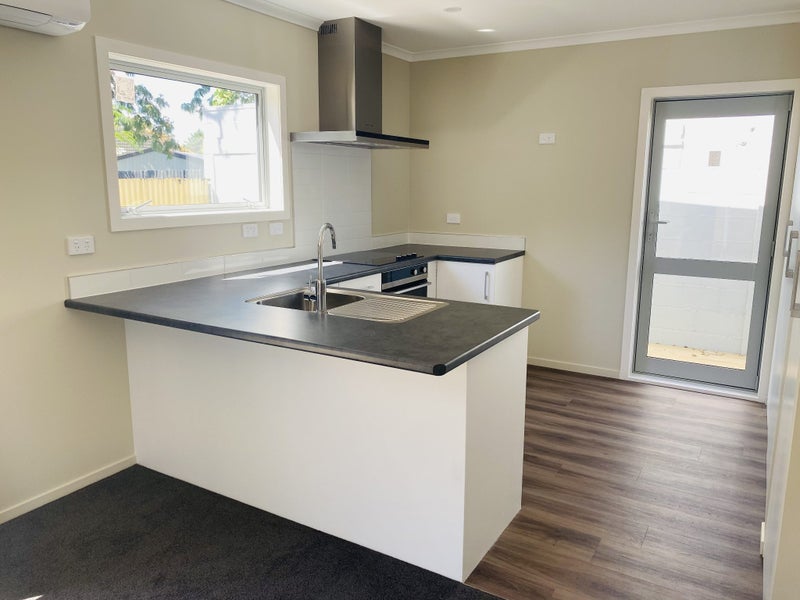 330 Peachgrove Road, Fairfield, Hamilton - Carousel 2