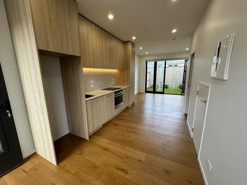 13 Hadlow Terrace, Grey Lynn, Auckland - Carousel 2