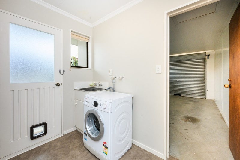 103 Warwick Street, Feilding, Feilding - Carousel 17