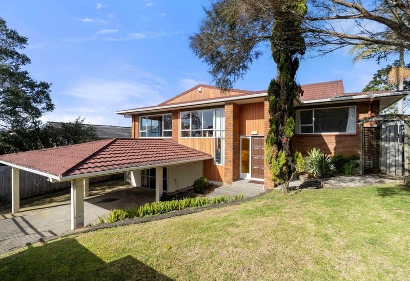 102 Sartors Avenue, Browns Bay, Auckland - Carousel 1