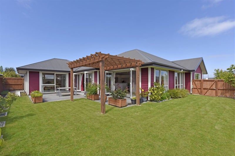 10 Te Whenu Crescent, Marshland, Christchurch - Carousel 1