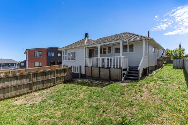 157A New Windsor Road, New Windsor, Auckland - Carousel 1