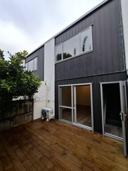 18/10 George Street, Mount Eden, Auckland - Carousel 2