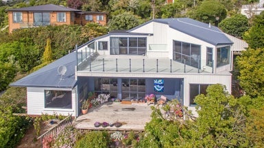 69 Clifton Terrace, Clifton, Christchurch - Carousel 1