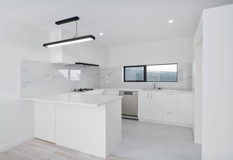 141E Glengarry Road, Glen Eden, Auckland - Carousel 2