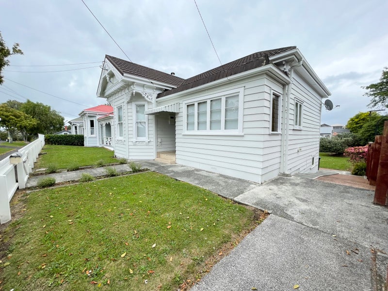 71 King Edward Street, Sandringham, Auckland - Carousel 1
