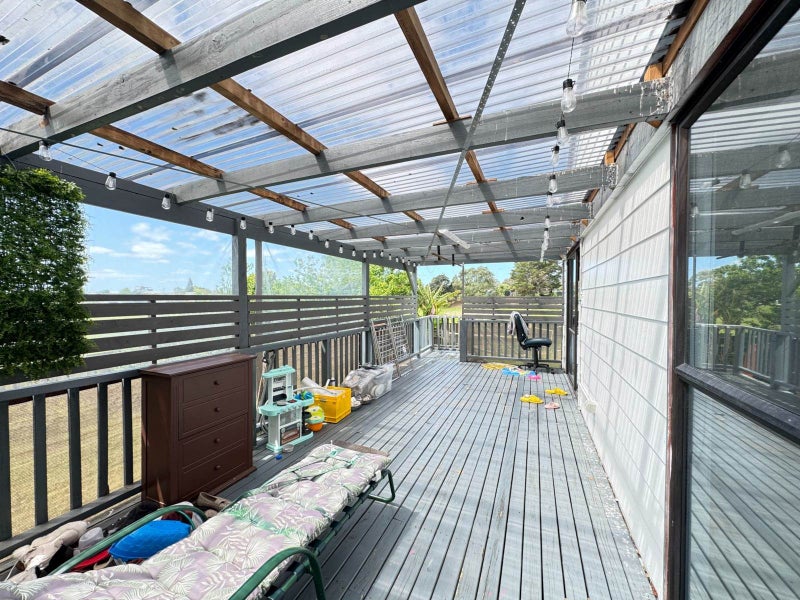 12 Bundena Place, Clendon Park, Auckland - Carousel 10