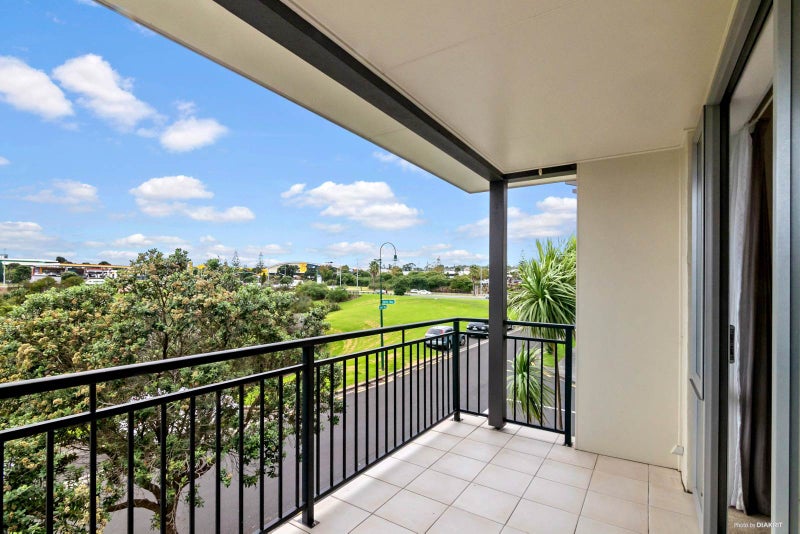 5/17 Waihi Way, East Tamaki, Auckland - Carousel 2