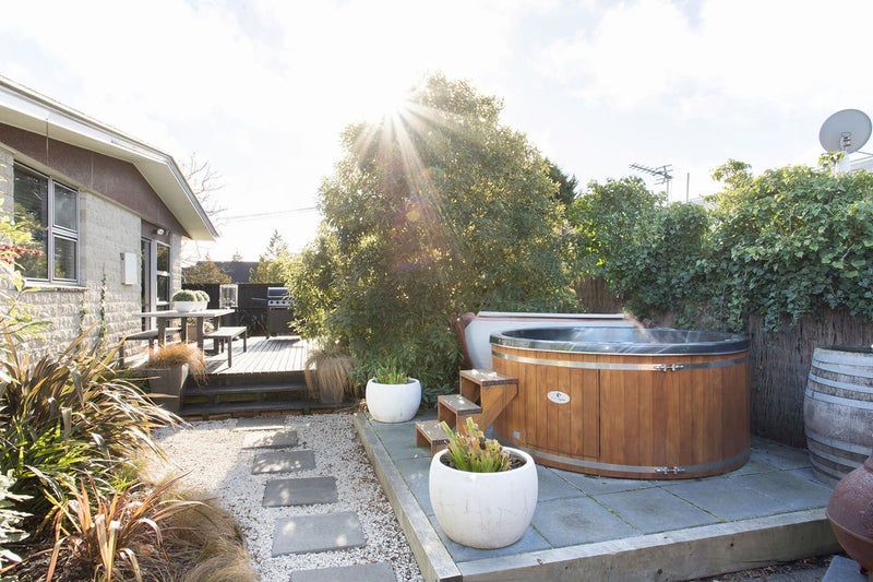 1A Inwoods Road, Parklands, Christchurch - Carousel 1
