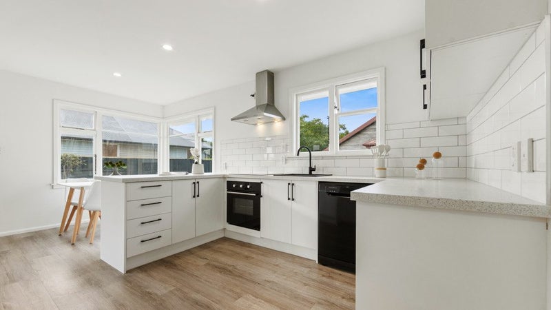 1/172 Langdons Road, Northcote, Christchurch - Carousel 2