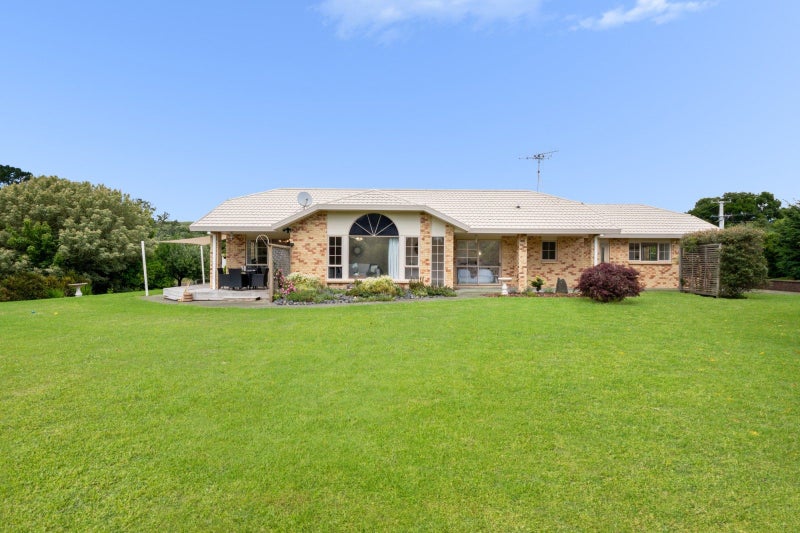 207 Oropi Road, Tauranga - Carousel 23