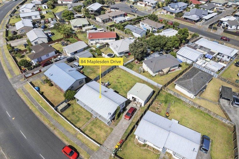 84 Maplesden Drive, Clendon Park, Auckland - Carousel 2