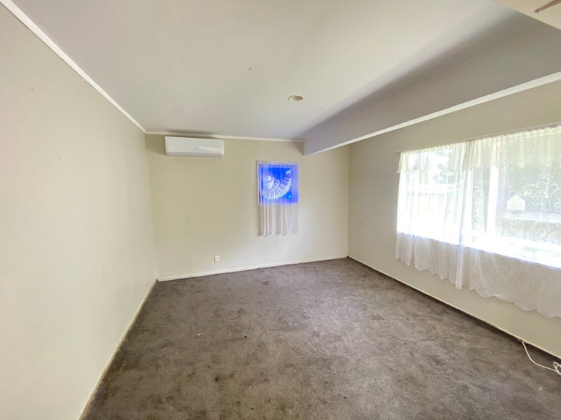 55 Kindergarten Drive, Conifer Grove, Takanini - Carousel 10