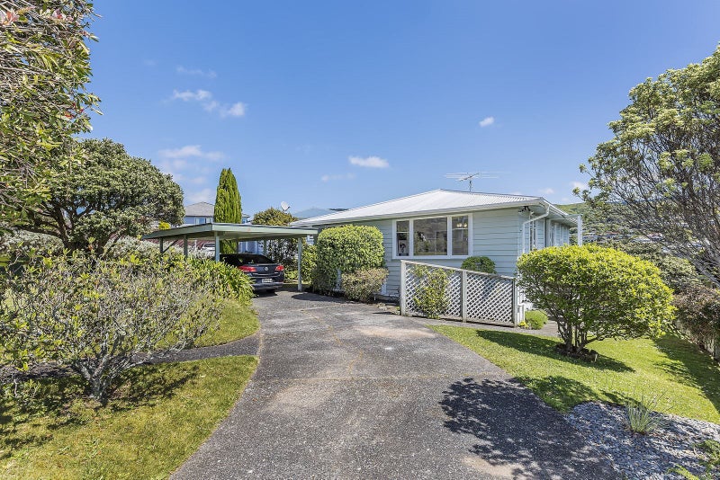 4 Taylor Terrace, Tawa, Wellington - Carousel 22