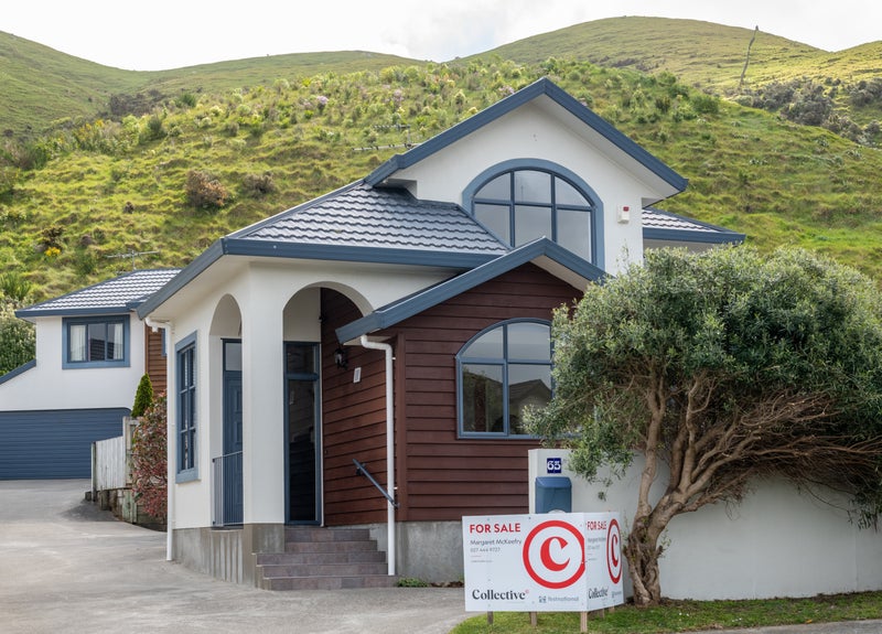 65 Amesbury Drive, Churton Park, Wellington - Carousel 1
