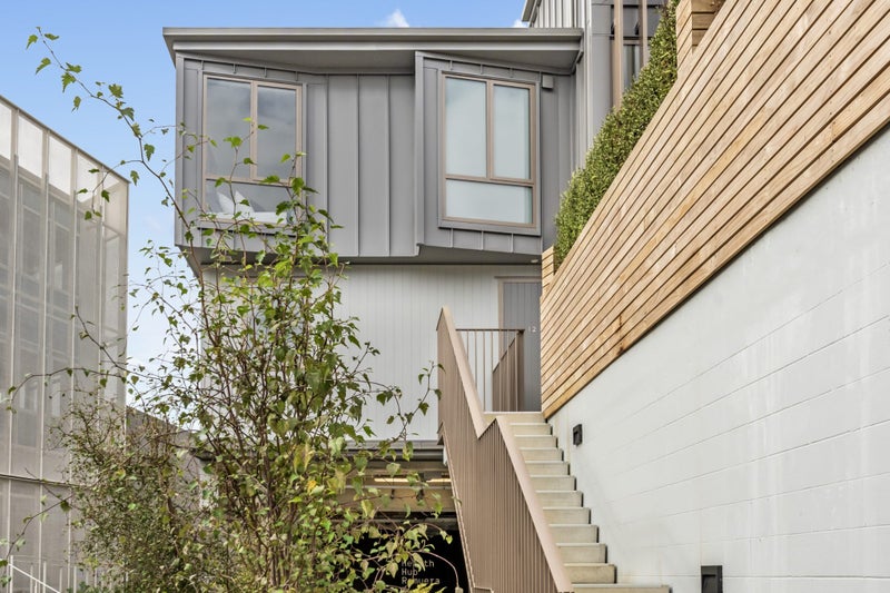 12/4 Norana Avenue, Remuera, Auckland - Carousel 1