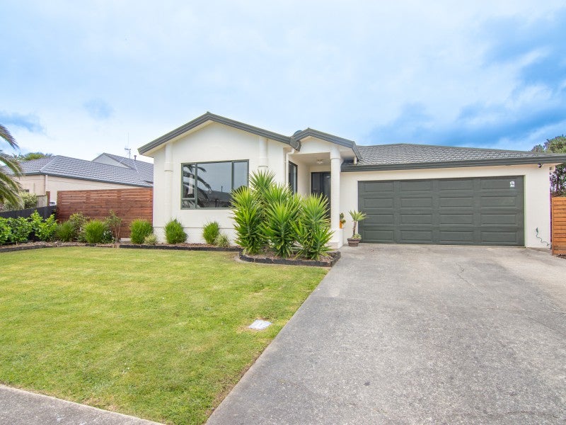 39 Dalfield Place, Highbury, Palmerston North - Carousel 23