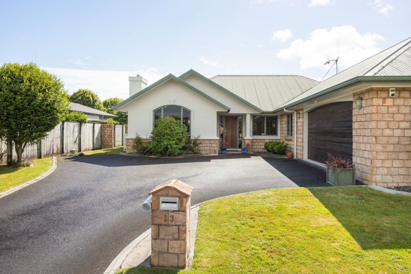 13 Grace Avenue, Rototuna North, Hamilton - Carousel 2