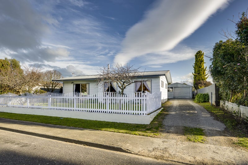6 Burton Crescent, Flaxmere, Hastings - Carousel 31
