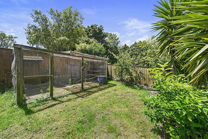 49 Stanley Street, Wainuiomata, Lower Hutt - Carousel 17