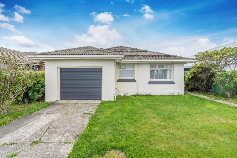 52 Lowe Street, Avenal, Invercargill - Carousel 1