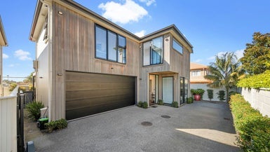 26C Fernleigh Avenue, Royal Oak, Auckland - Carousel 1