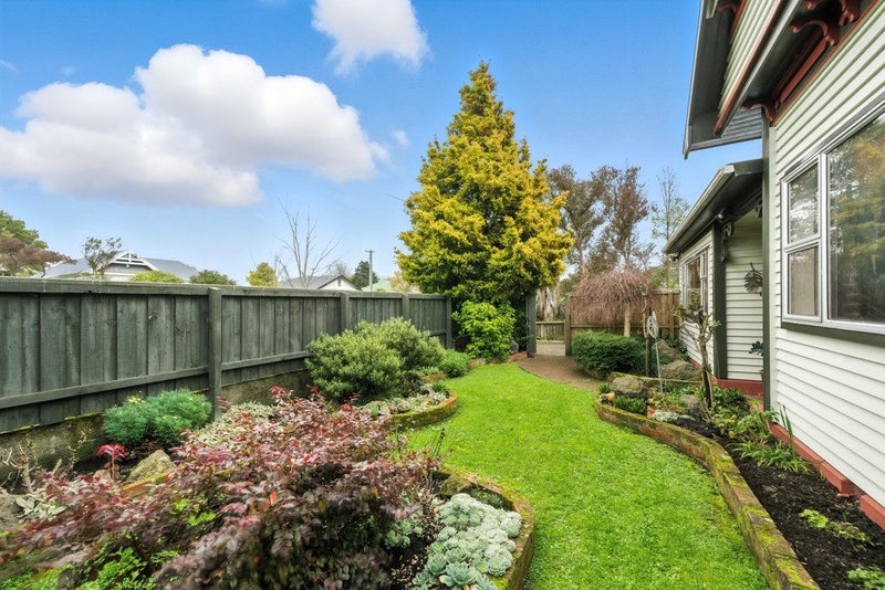 19 Sullivan Avenue, Woolston, Christchurch - Carousel 23