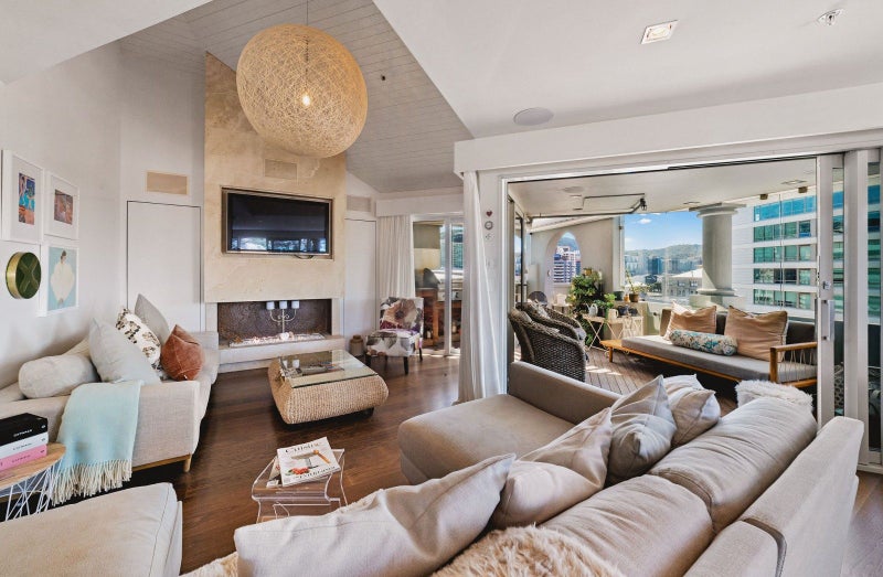 27/182 Wakefield Street, Te Aro, Wellington - Carousel 1