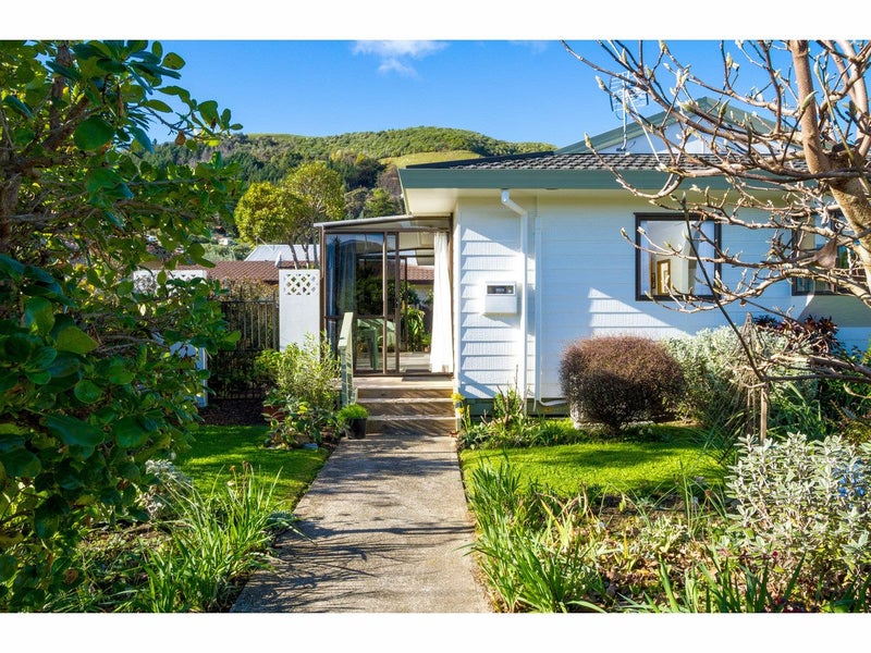 3 Brydon Way, The Wood, Nelson - Carousel 1