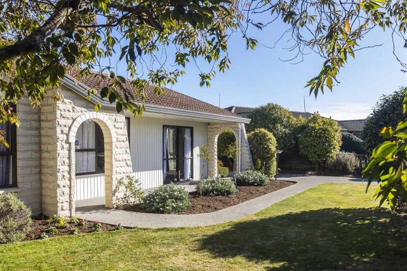 108 Reynolds Avenue, Bishopdale, Christchurch - Carousel 1