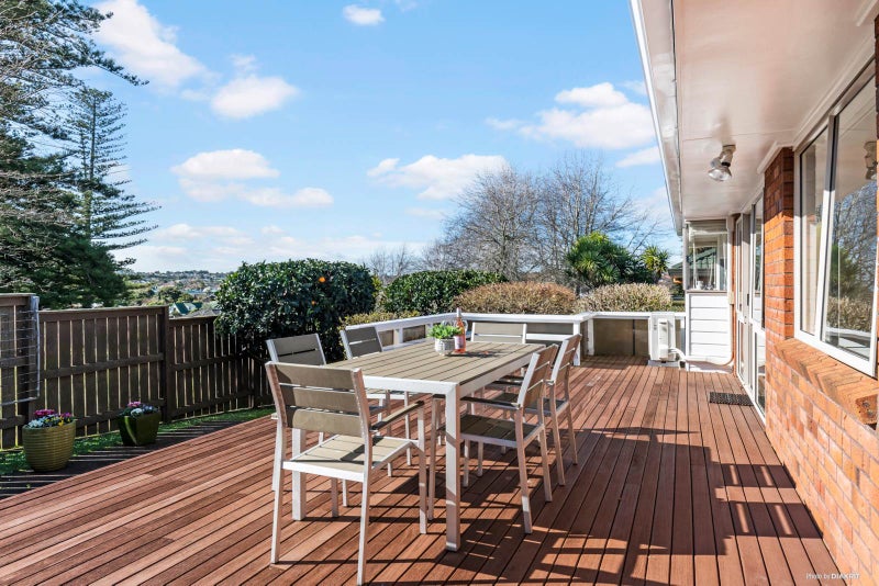 29 Orangewood Drive, Northpark, Auckland - Carousel 2