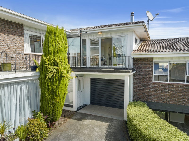 2/5 Goad Crescent, Hillsborough, Auckland - Carousel 1