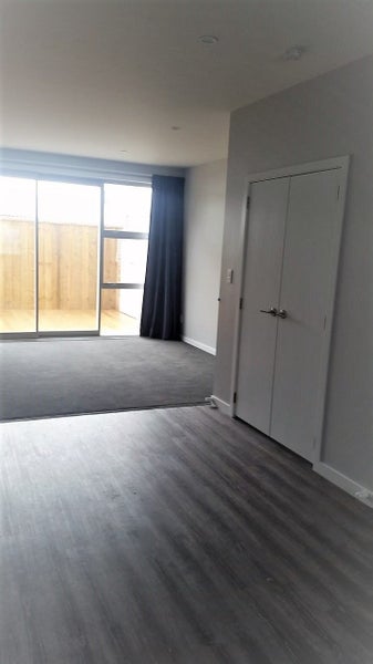 5/32 DR TAYLOR Terrace, JOHNSONVILLE, Wellington - Carousel 9