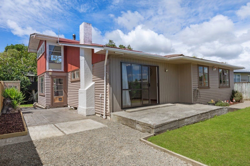 9 Lewis Place, Highbury, Palmerston North - Carousel 23