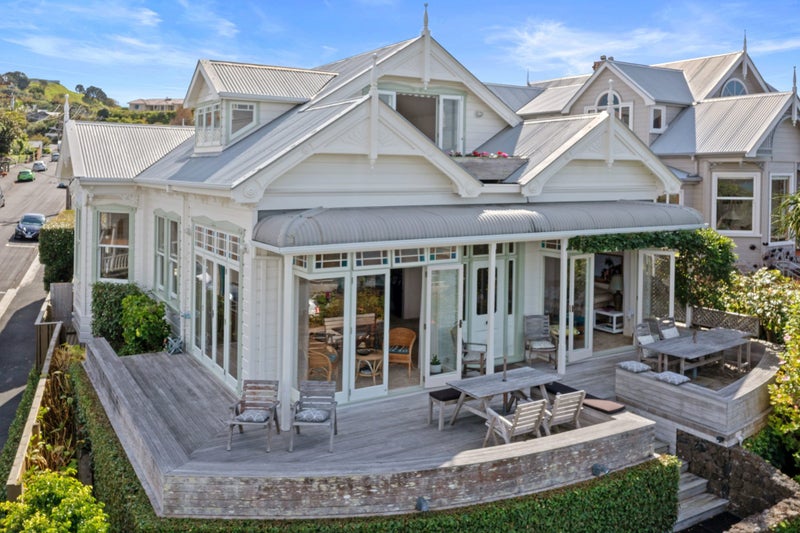 8 King Edward Parade, Devonport, Auckland - Carousel 2