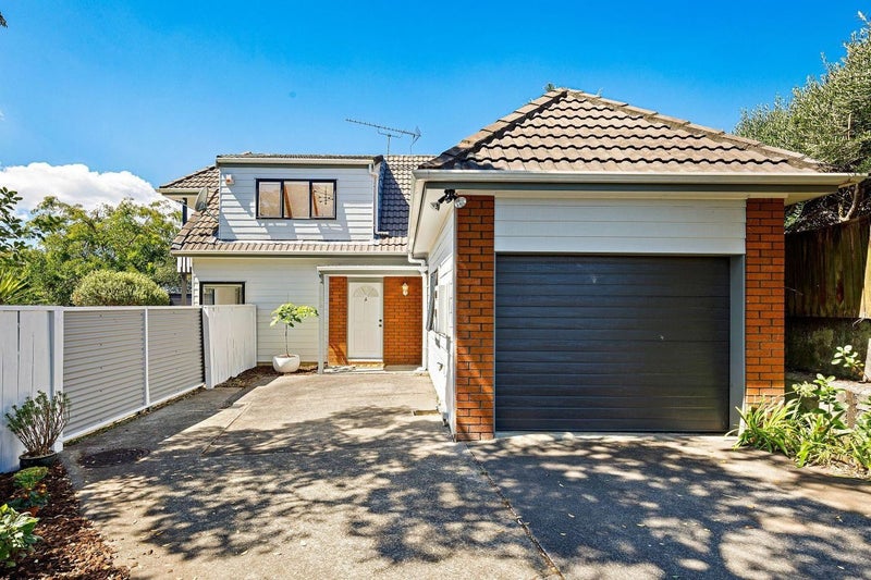 3 Hillsdale Road, Hillsborough, Auckland - Carousel 1