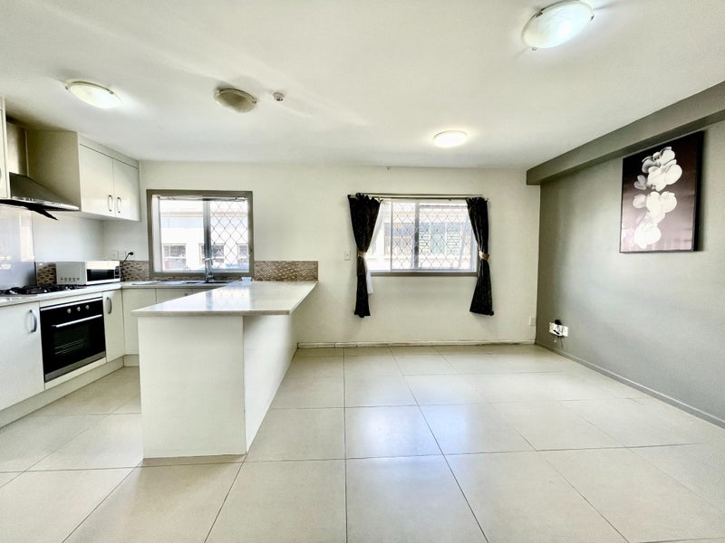 95C Felton Mathew Avenue, Saint Johns, Auckland - Carousel 1