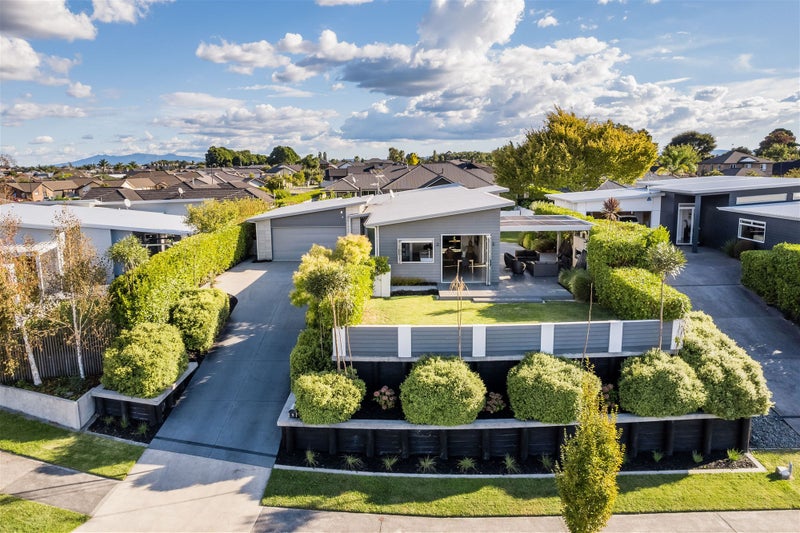 9 Bos Crescent, Flagstaff, Hamilton - Carousel 2