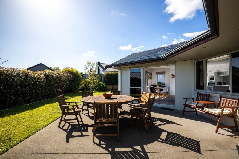 12 Montrose Place, Highlands Park, New Plymouth - Carousel 2
