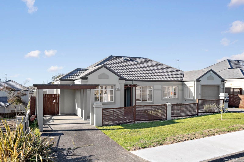 53 Matata Street, Blockhouse Bay, Auckland - Carousel 1