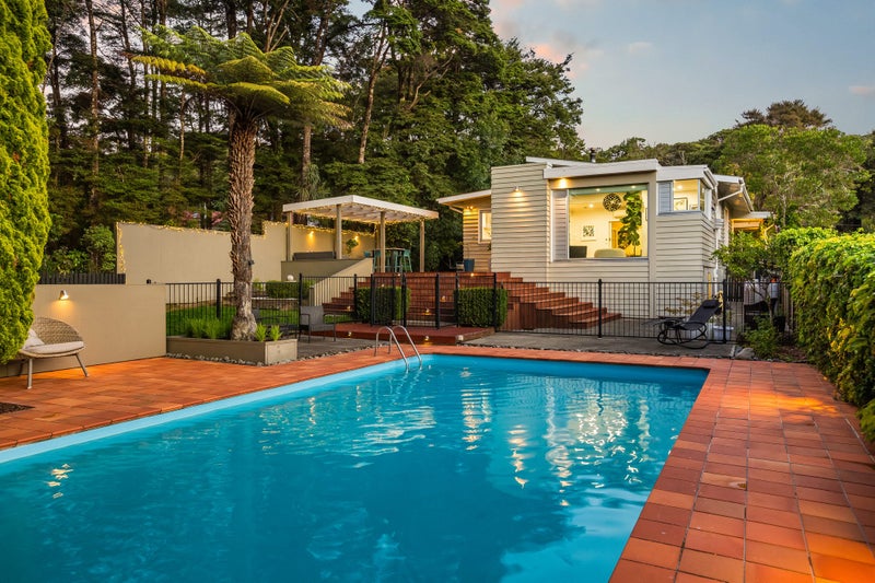 41 Chatsworth Road, Silverstream, Upper Hutt - Carousel 1