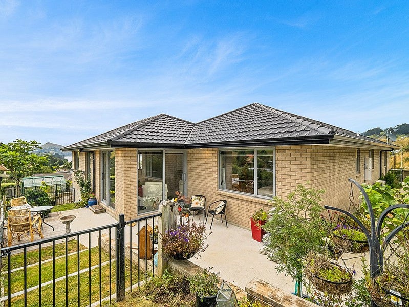 20 Glendermid Close, Sawyers Bay, Dunedin - Carousel 2