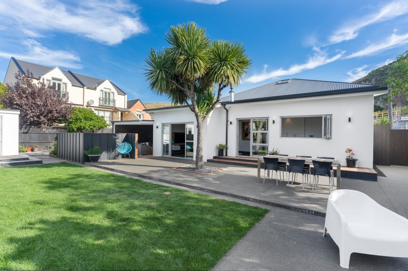 7 Wiggins Street, Sumner, Christchurch - Carousel 2