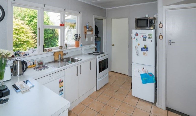 4 Shearer Avenue, Papanui, Christchurch - Carousel 2