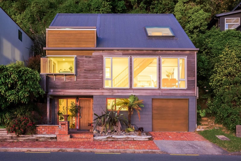 21 Moana Road, Plimmerton, Porirua - Carousel 2