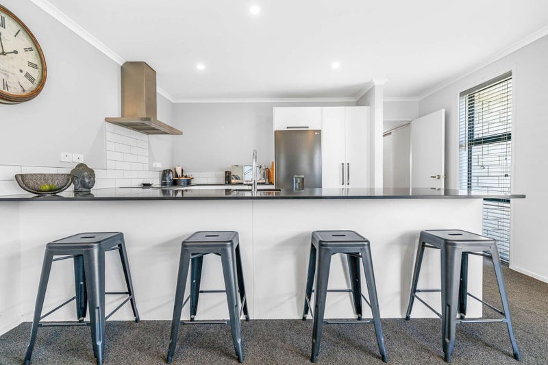 8 Wawai Drive, Papamoa Beach, Papamoa - Carousel 2