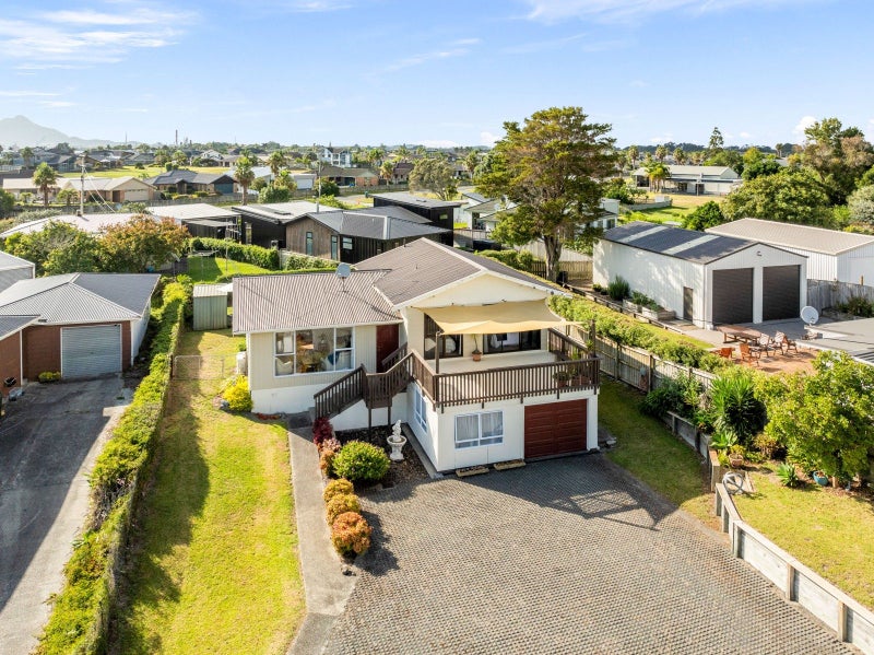 11 Karoro Road, One Tree Point - Carousel 20