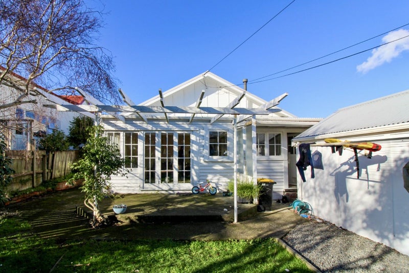11 Matai Road, Hataitai, Wellington - Carousel 1