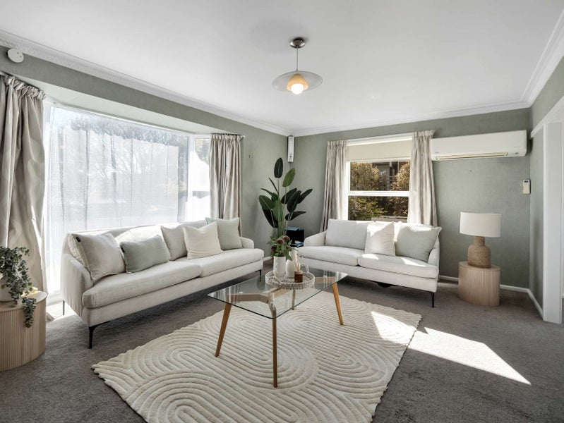 12 Delaware Crescent, Russley, Christchurch - Carousel 2